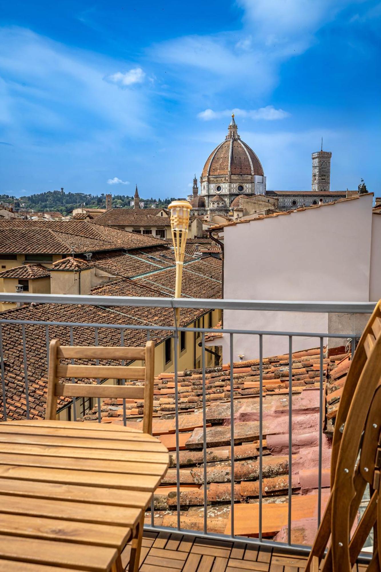 Yd Stunning Terrace On The Accademia Apartment Florenţa Exterior foto